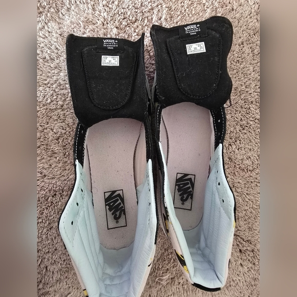 Vans Black Skateboard Shoes - Picture 2 of 9